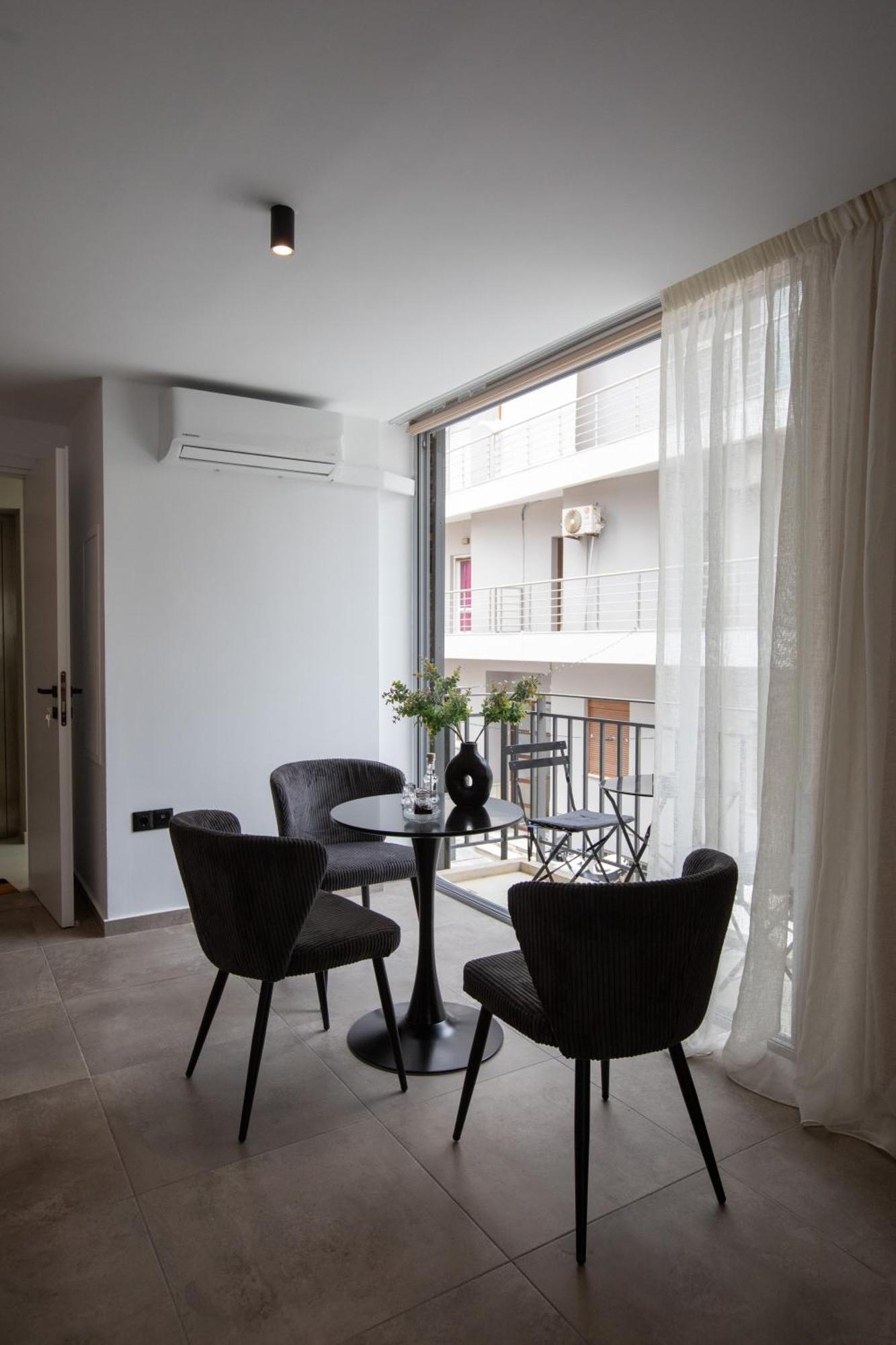 Griffin Suites Ираклион Экстерьер фото
